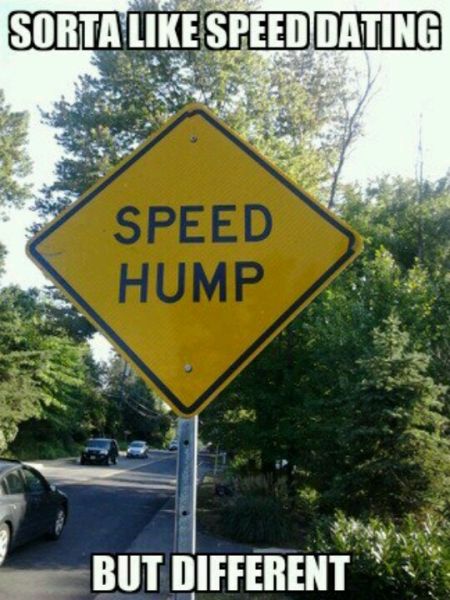 speed hump sign