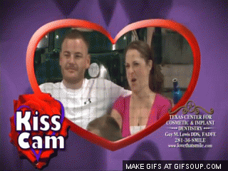 Funny kiss cam – Wednesday lolz at PMSLweb.com