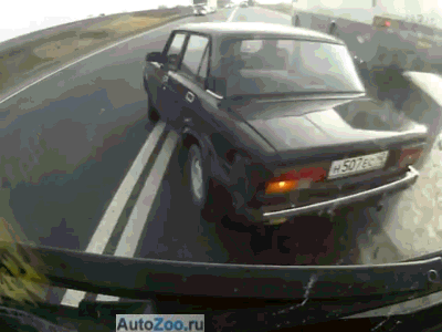 Lucky bugger in road accident gif at PMSLweb.com