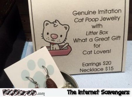 Cat poop jewelry imitation