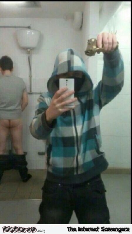 Bathroom selfie fail adult humor @PMSLweb.com